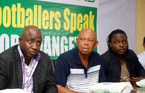 Chief Segun Odegbami (MON), Stanley Okoronkwo and Victor Ikpeba during the press briefing by former Nigerian Internationals on NFF election in Lagos yesterday.