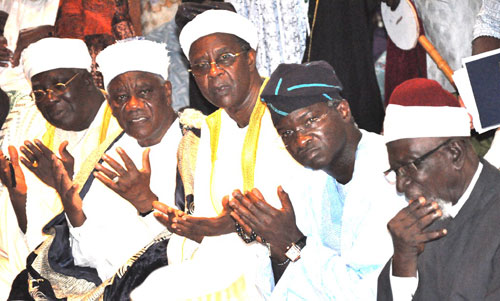 Lagos State Governor, Mr. Babatunde Fashola SAN (2nd right), Alhaji Chief M. Anibaba (left), Osupa Adinni of Lagos, Chief  O. Daranijo (2nd left), Bashorun of Lagos, Alhaji (Chief), Sikiru Alabi-Macfoy (middle), left) and Baba Adinni of Lagos, Sheikh Hafeez Abou (right), during the Special Jumat Prayer and Thanksgiving service to mark the beginning of the Governorâ€™s second term in office at the Central Mosque Lagos, on Friday, June 3, 2011.