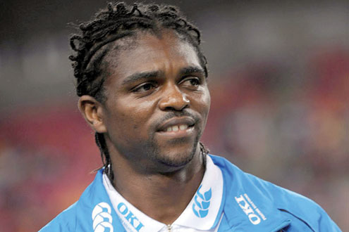 Nwankwo Kanu captain armband