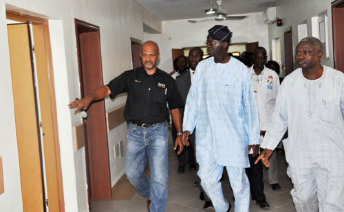 Lagos State Governor, Mr. Babatunde Fashola SAN (2nd left), with the Commissioner for Health, Dr. Jide Idris (right) being conducted round the Emergency, Trauma and Burn Centre at the Gbagada General Hospital, Lagos, by the Project Director, Deux Project, Dr. Walter Olatunde (left) during an inspection tour to assess the progress of work on the first of its type facility by Governor Fashola with officials of the Ministry of Health on Friday July 29, 2011.