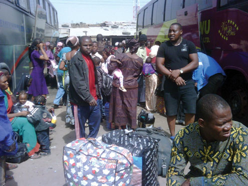 Igbos in Kano trying to leave the city. PHOTO: Madu Nmeribeh.
