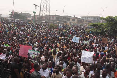Protesters at the Gani Fawehinmi Park, Ojota, Lagos this morning. PHOTO: IDOWU OGUNLEYE.