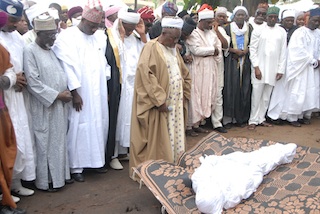 Muslim leaders praying for the Late Dr Lateef Adegbite