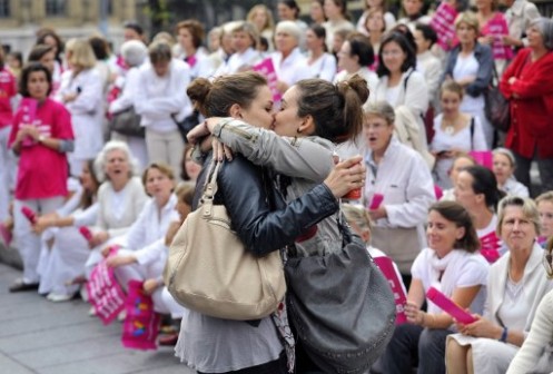 FILE PHOTO: Same-sex marriage is allowed in the UK