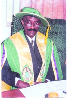 The late Harry Akinyosoye