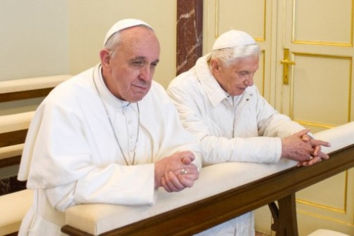  Pope Francis-and-Pope-Benedict-XV1.