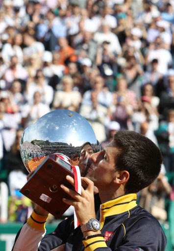 Novak Djokovic with Monte carlo trophy