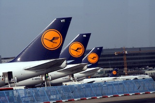 Lufthansa airlines: strike paralyses operations