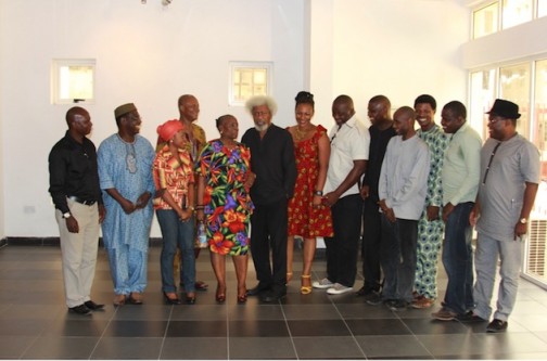 Soyinka with cast and crew of Ake