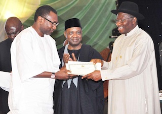 Otedola gets his company's certificate of ownership
