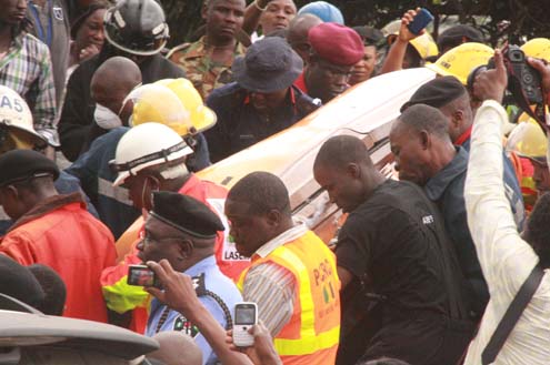 Lagos Plane crash: Agagu's casket being recovered