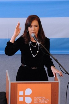 President Cristina Fernandez de Kirchner: blood clot in brain removed