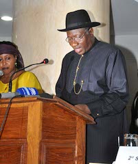Jonathan speaks at the People's assembly in Bissau
