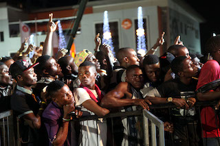 Ah, the Lagos crowd transfixed