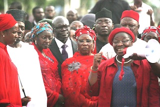 CHIBOCK, OBY ADDRESSING THE RALLY WITH WOMEN AFFAIRS, ABATI, MAKU AND OTHER GOVERNMENT OFFICIALS