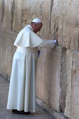 Pope Francis praying in Jerusalem