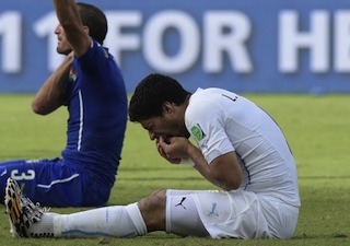 World Cup 2014: Uruguay sink England as Suárez makes his mark