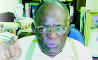 Dr Moses Iloh