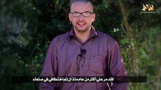 A file video grab taken from a propaganda video released by al-Malahem Media on December 4, 2014 purportedly shows US hostage Luke Somers, 33, kidnapped more than a year ago in the Yemeni capital Sanaa
