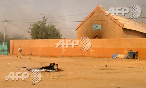 Niamey: catholic Church torched