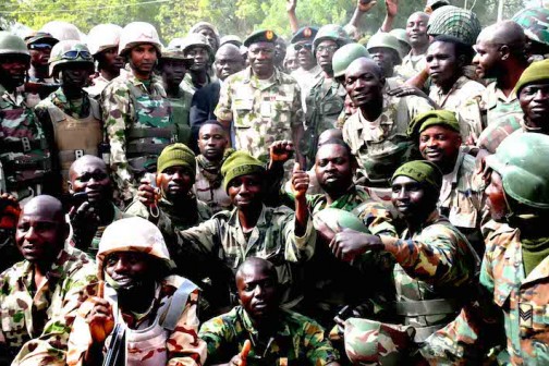 President Jonathan in a group photo with Nigerian soldiers