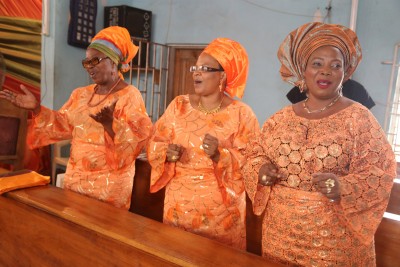 L-R: Pastor Moji Osibamowo, Mrs Remi Osibamowo and O. Odumosu