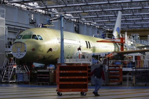 China has signed a contract to buy 100 A320 aircraft from European manufacturer Airbus (AFP Photo/Lionel Bonaventure)