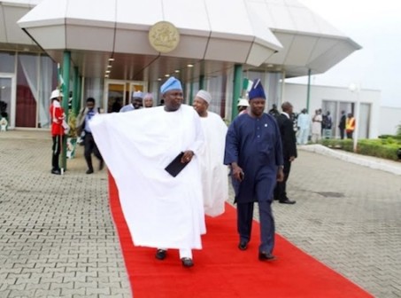 L-R: Governor Akinwunmi Ambode of Lagos State and Governor Ibikunle Amosun of Ogun State