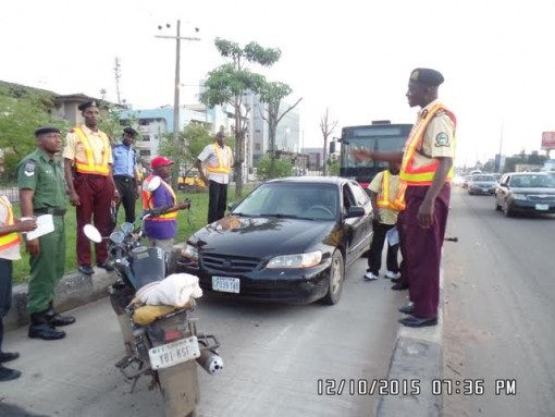 Picture of an army officer’s car arrested for plying BRT lane