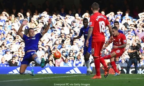 Coutinho drills the ball past Begovic to equalise for Liverpool