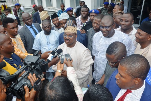 Governor Abiola Ajimobi fielding  questions from newsmen after his victory at tribunal