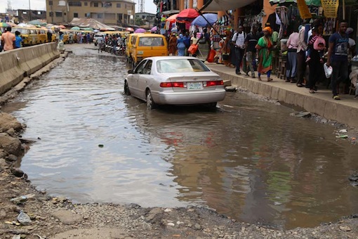 This is Isolo road, Mushin. Photo. Idowu Ogunleye