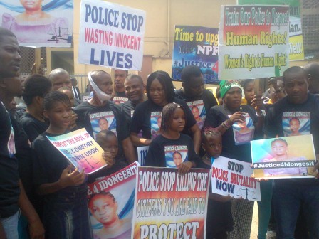 Activists led by Joe Okei-Odumakin protesting on Wednesday the killing of a mother of four by a policeman in Ikotun, Lagos in September this year.