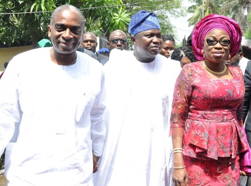 Lagos State Governor, Mr. Akinwunmi Ambode (middle), his wife, Bolanle (right) and Mr. Segun Awolowo, during the Lying in State of late Hannah Idowu Dideolu Awolowo, at the Awolowos’ residence in Park Lane, Apapa, Lagos, on Sunday, November 15, 2015
