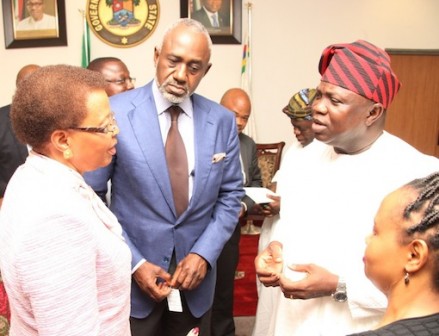 Lagos State Governor, Mr. Akinwunmi Ambode (right), discussing with Founder, Graca Machel Trust & Inaugural Chancellor, African Leadership University, Mrs. Graca Machel Mandela (left) and Managing Partner, Aluko & Oyebode, Mr. Gbenga Oyebode (middle), during a courtesy visit to the Governor by Graca Machel Trust, at the Lagos House, Ikeja, on Friday, November 13, 2015.