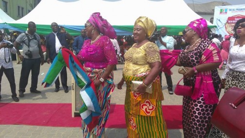 Abonnema Earthquake...APC  women leader, Evang. Carol Nagbo with other  women leaders in Abonnema during the defection of PDP members to APC
