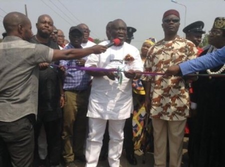 Governor Ikpeazu commissioning one of the road projects