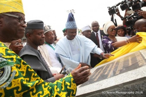 Prof Yemi Osinbajo commissions a new road in Ota