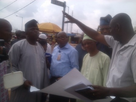 The committee members led by Tobun Abiodun with officials of the government and contractor