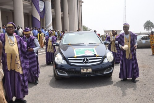 The remains of the late Olubadan arriving Mapo Hall for the lying in state