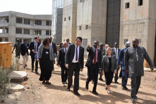 EFCC boss, Ibrahim Magu with a delegation from UK under the aegis of Parliamentary Committee on International Development who were on a visit to the Commission’s head office, Abuja on Wednesday, 2 March, 2016.