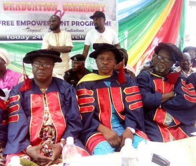 L-R Chief Muftau Kadiku, the former chairman of Lagos Island East LCDA, Hon. Lookman A. Omotosho, the Executive Secretary of the Council and Pa. Florentino Sanya, the Council's CDC chairman