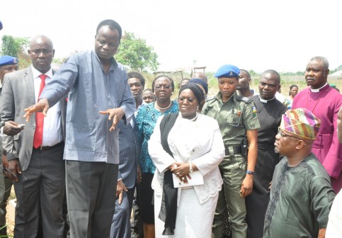 Lagos State Deputy Governor, Dr. (Mrs.) Oluranti Adebule (middle); Majority Leader, Lagos House of Assembly, Hon. Sanai Agunbiade (right); being shown the point of escape of the gang of armed men who abducted three female students of Babington Macaulay Junior Seminary School by the Principal, Ven. Olaoluwa Adeyemi, during a visit to the School at Agunfoye Lugbusi Village, Adamo, Ikorodu, on Wednesday, March 02, 2016.   