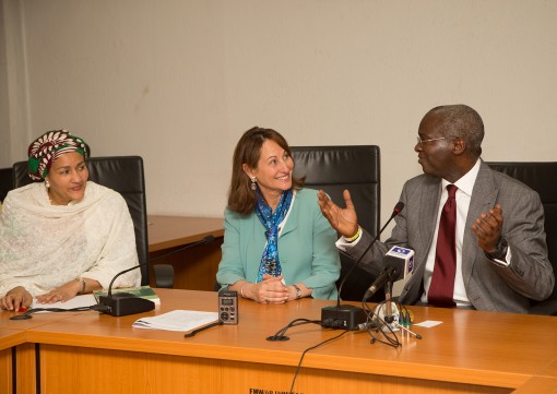 Minister of Power, Works, & Housing, Mr Babatunde Fashola, SAN (right), his Environment counterpart, Ms Amina Mohammed (left) and the French Minister of Environment and Energy, Segolene Royal (middle) during a courtesy visit to the Minister at the Ministry of Power, Works and Housing Headquarters, Mabushi, Abuja, FCT on Tuesday ,15th March 2016.