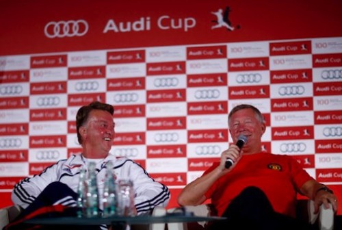 L-R: Louis van Gaal and Sir Alex Ferguson