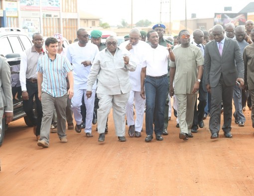 Delta State Governor, Senator Ifeanyi Okowa; his deputy, Barr. Kingsley Otuaro and Other Dignitaries, during an Inspection at the on-going Dualization of Asaba/Okpanam road