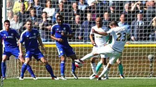 Gylfi Sigurdsson's strike was enough to settle the tie