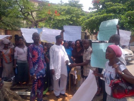 Parents protesting at Alausa on Thursday