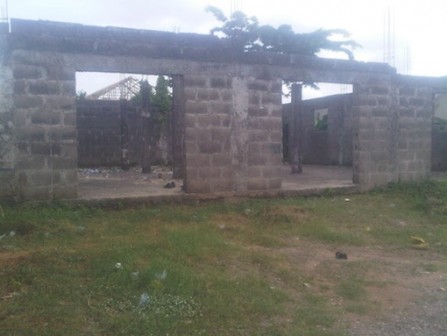 Uncompleted building where Femi died in Abaranje, Ikotun on Friday