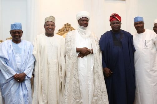 L-R: Lagos State Governor, Mr. Akinwunmi Ambode (2nd right); Deputy Governor of Kebbi State, Col. Samaila Yombe Dabai (rtd.); Governor of Kebbi State, Alhaji Atiku Bagudu; Emir of Argungu, Alhaji Samaila Muhammed Mera and Lagos State Commissioner for Agriculture, Hon. Toyin Suarau during Governor Ambode’s courtesy visit to the Emir’s Palace in Kebbi State on Saturday, June 4, 2016.